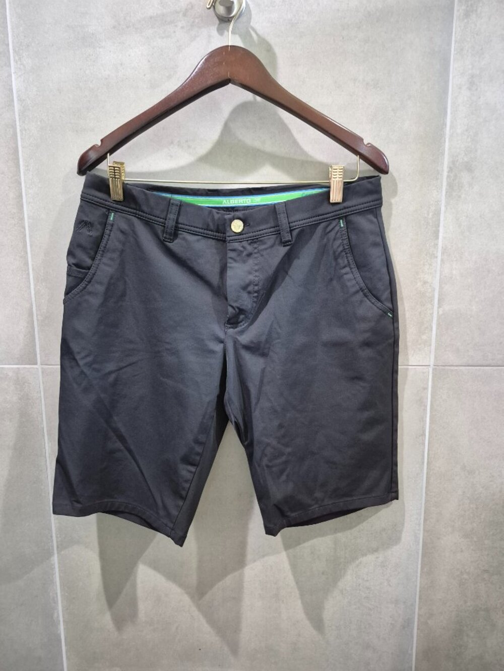 Alberto Golf Shorts Black EU 48 Men's Like New